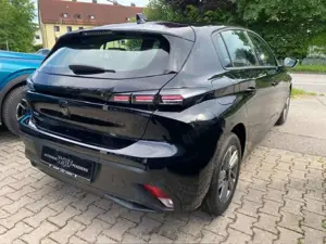 Peugeot 308 Style Hybrid 145 e-DSC6 Bild 5