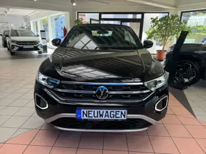 Volkswagen T-Roc Cabriolet GOAL 1.5 l TSI DSG +Windschott Bild 3