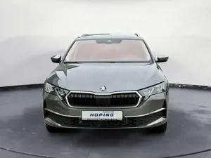 Skoda Octavia 1.5 TSIe  Selection  +RFK+AHK+NAVI+SHZ Bild 2