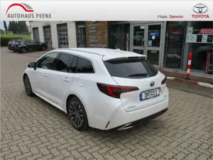 Toyota Corolla Touring Sports 2.0 Hybrid Teamplayer Bild 2