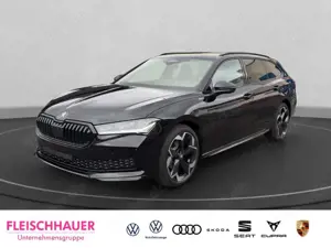Skoda Superb 2,0 TDI Combi Sportline HUD StandHZG AHK Pano Digi