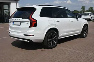 Volvo XC90 T8 RC AWD Plus Dark*STDHZG*360°*ACC* Bild 5