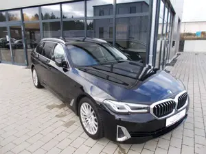 BMW 520 d Luxury Line*Leder*Sitzbelüft.*Kamera*AHK*Head