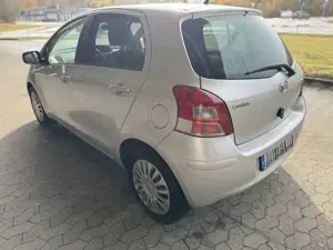 Daihatsu Charade 1.3 | 68.000km | Klimaautomatik | 100 PS | 5 T Bild 4