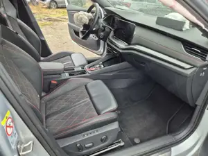 Skoda Octavia Combi iV RS 1.4 eTSI Edition HuD LED ACC Bild 5