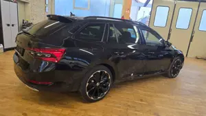 Skoda Superb Sportline VIRTUAL PANO DCC KAM 360° LEDER AHK Bild 4