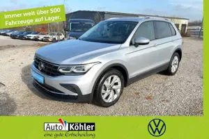 Volkswagen Tiguan Active TSi DSG Standheizung / AHK / Matrix