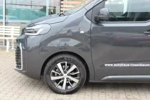 Toyota Proace Verso L1 Team D*LED*PDC*KAMERA*8-SITZER* Bild 3