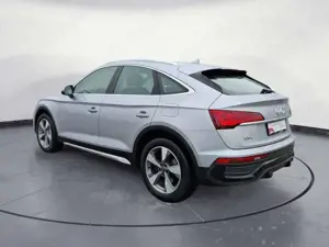 Audi Q5 50 TFSIe quattro AirSuspension Navi Bild 4
