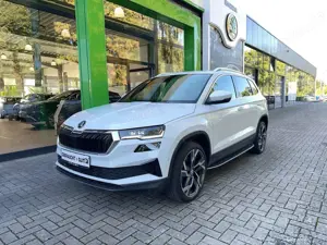 Skoda Karoq 1.5 TSI DSG Facelift Navi Leder Pano 360°