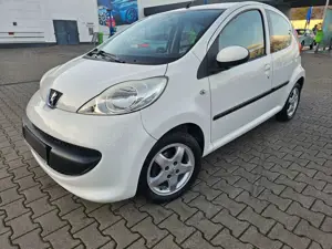 Peugeot 107 107  5-Türer Filou,Klima,Alu,ZV,el.Fen,Tüv28 Bild 3