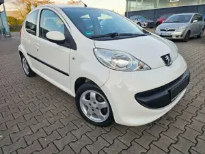 Peugeot 107 107  5-Türer Filou,Klima,Alu,ZV,el.Fen,Tüv28 Bild 2