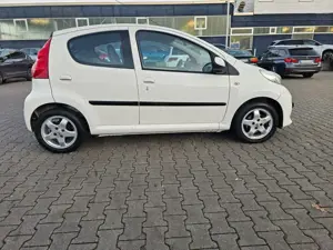 Peugeot 107 107  5-Türer Filou,Klima,Alu,ZV,el.Fen,Tüv28 Bild 5
