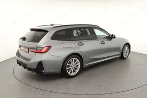 BMW 330 i xDrive M Sport ACC|Pano|HUD|ParkAs+360|AHK Bild 5