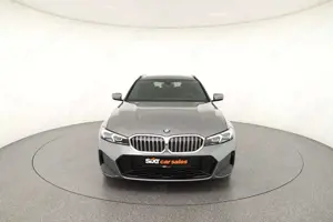 BMW 330 i xDrive M Sport ACC|Pano|HUD|ParkAs+360|AHK Bild 2