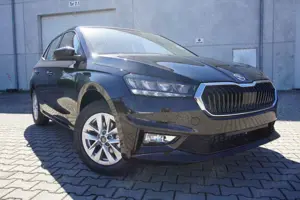 Skoda Fabia 1.0TSI Navi/MirrorLi Kamera LED SHZ