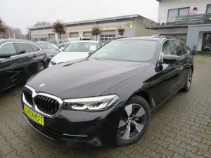 BMW 520 dA touring *1.HAND *PANORAMADACH *AHK *KAMERA