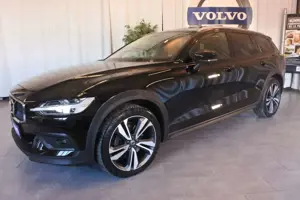 Volvo V60 Cross Country V60CC B4 D AWD Ultimate *Massage-BW* Bild 2