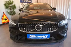 Volvo V60 Cross Country V60CC B4 D AWD Ultimate *Massage-BW* Bild 3