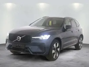 Volvo XC60 T6 AWD Plus Dark 360 Kamera Harmann Winterp Bild 2