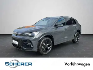 Volkswagen Tiguan R-Line 2.0 TDI DSG AHK Black Style IQ. Dr