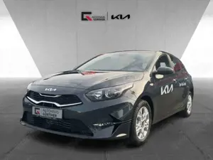 Kia Ceed / cee'd Vision 1.5T Komfort+ Kamera CarPlay SitzHzg.