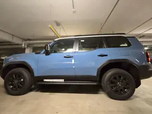 Toyota Land Cruiser 250+Prado+VOLL+2.4+Benzin+FULL+FirstEd Bild 2
