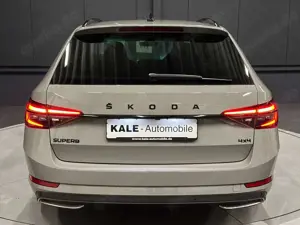 Skoda Superb Combi Sportline 4x4 *19Zoll*Standhzg*AHK*KAMERA* Bild 4