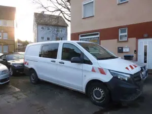 Mercedes-Benz Vito 111 CDI FWD lang Webasto.KlimaBüro Motorschaden