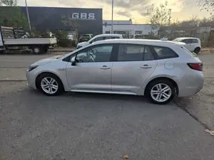 Toyota Corolla 1.8 Hydrid 1.Hand/Kamera/SHZ/NAVI/PDC 72 kW (98... Bild 5