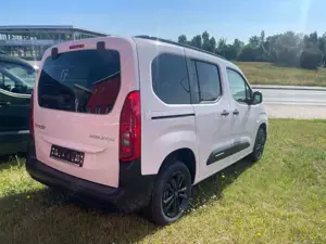 Citroen Berlingo MPV Plus M*LED*DAB* Bild 4