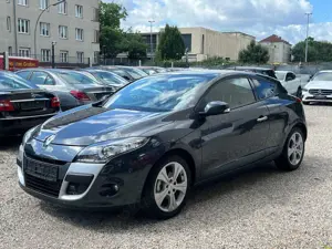 Renault Megane III Coupe Automatik  Neuwertig NUR 760KM