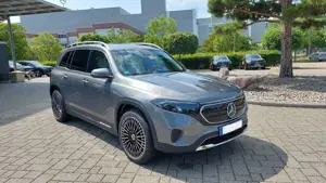 Mercedes-Benz EQB 300 EQB 300 4Matic Progressive, 20 Zoll