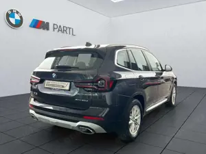 BMW X3 xDrive20d NAVI LED AHK 360° HUD Dr.Assist Bild 4