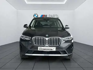BMW X3 xDrive20d NAVI LED AHK 360° HUD Dr.Assist Bild 2