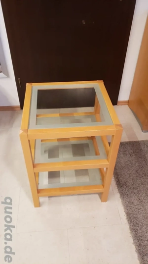 Sehr gut erhaltener Beistelltisch Buche mit drei Glasplatten