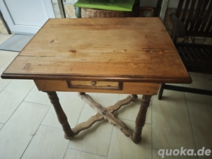 Teilen Beistelltisch mit Schublade antik Echtholz