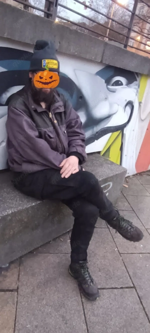 du suchst nen Hausfreund für gewisse Dinge 