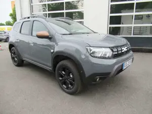 Dacia Duster TCe 150 EDC 2WD Sondermodell Extreme Bild 3