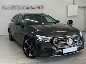 Mercedes-Benz E 300 de 4Matic Avantgarde Advanced P.*Superscre