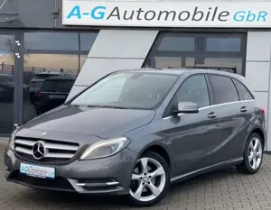 Mercedes-Benz B 180 d Sport-Paket AHK Bi-Xenon Vollleder Navi