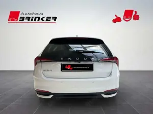 Skoda Scala Tour 1,0lTSI DSG AHK dig Cockpit SmartLink Bild 5