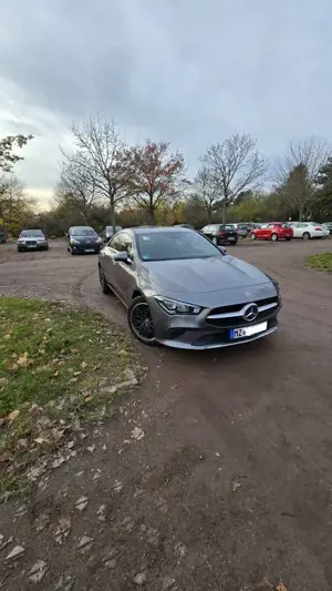 Mercedes-Benz 220 CLA Coupé/Progressive/Ambiente/AR Cam/Leder Bild 3