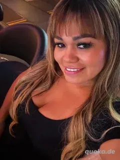      Nasse Türkin 25 verkauft Bilder und Videos   