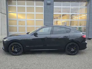 Maserati Levante GranSport Q4 BI XENON NAVI Luftfederung Bild 3