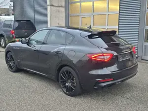 Maserati Levante GranSport Q4 BI XENON NAVI Luftfederung Bild 5