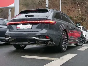 Audi A5 TFSI S LINE EDITION ONE MATRIX AHK RAUT Bild 2