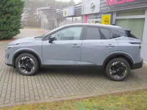 Nissan Qashqai Qashqai 1.3 DIG-T MHEV Xtronic N-Connecta Bild 3