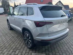 Skoda Karoq Selection 1,5 TSI DSG 5 Jahre Garantie Bild 5