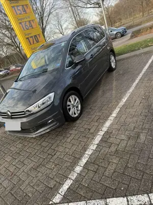 Volkswagen Touran 2.0 TDI SCR DSG Highline